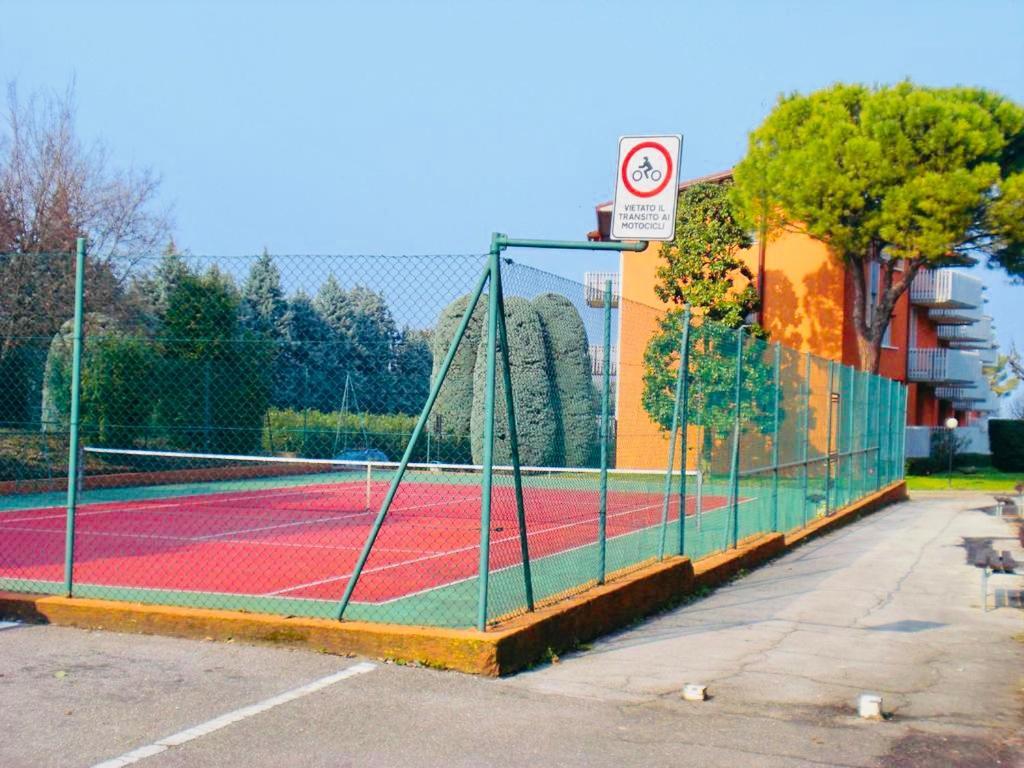 Aparthotel Residenza Cappuccini Peschiera del Garda Zewnętrze zdjęcie